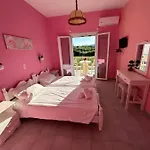 Telis One Appartamento Roda (Corfu)